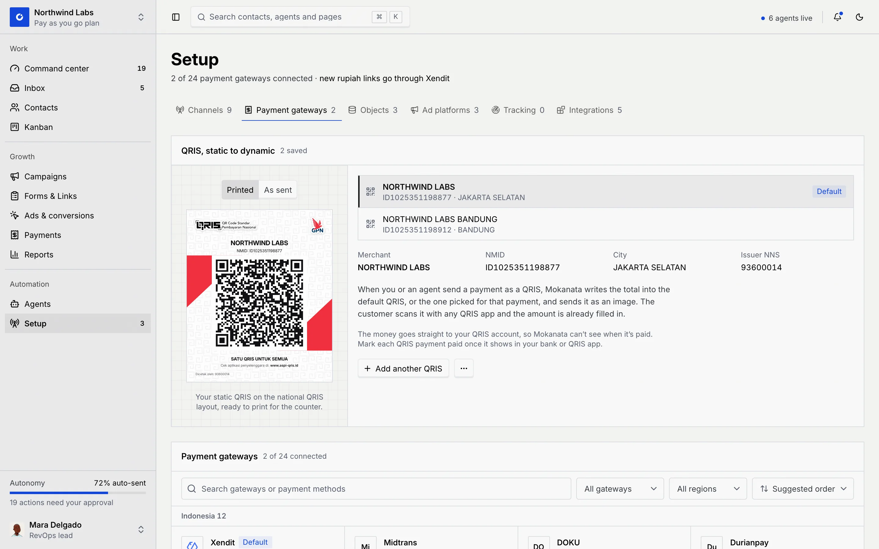 Setup on the Payment gateways tab, with the QRIS panel above the list of payment gateways